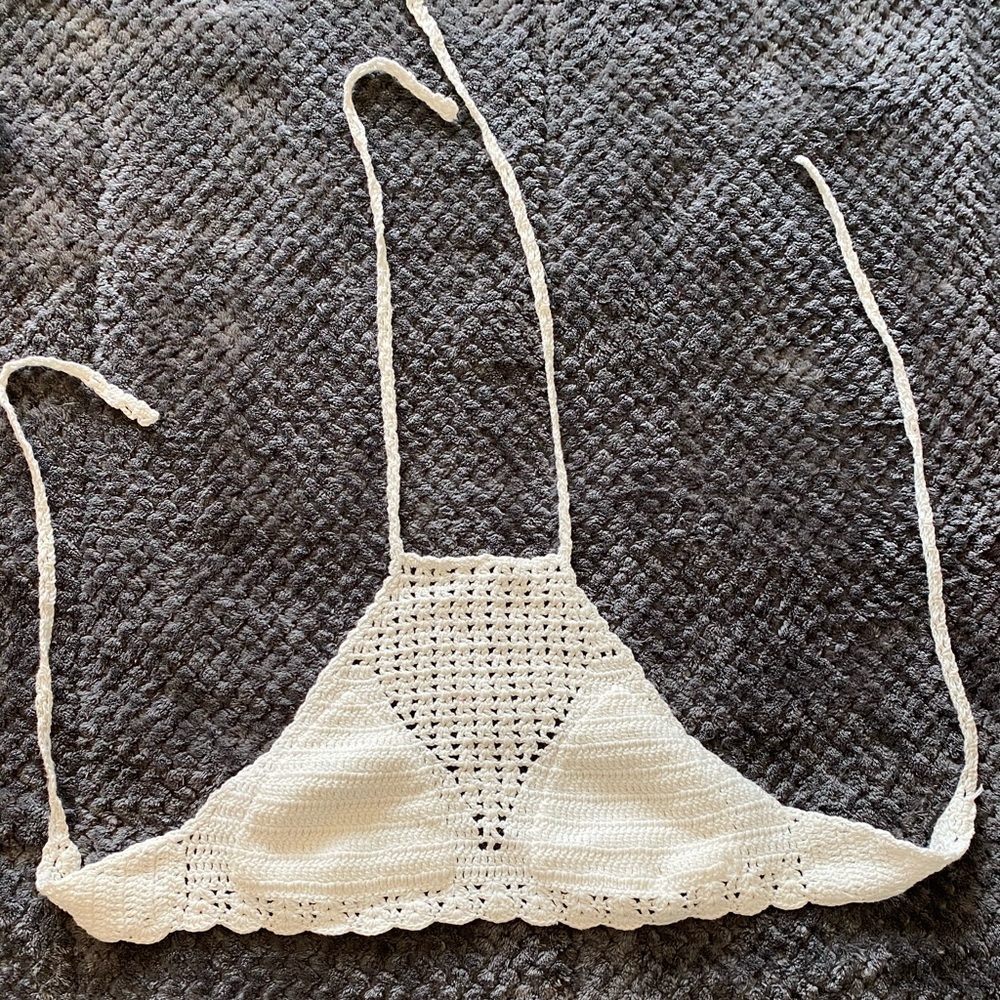 Crochet crop top halter NWOT